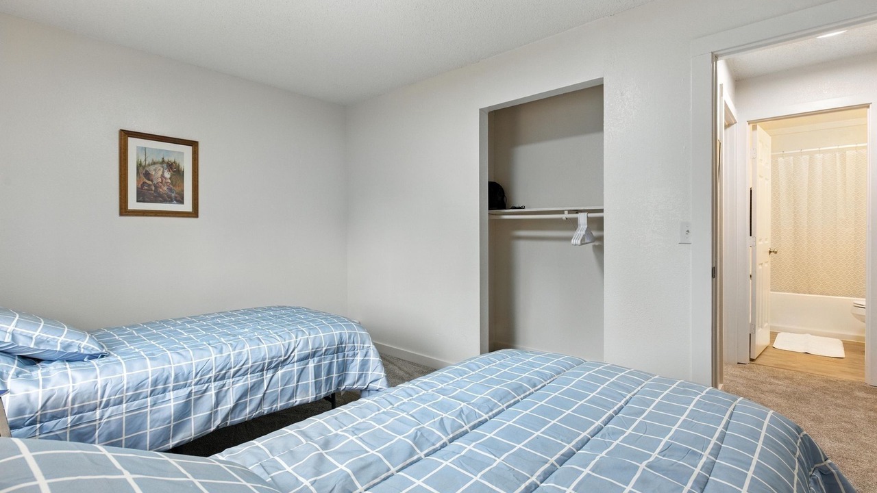 Photo of Bedroom in Bayshore - Klatt