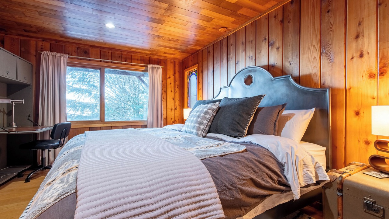 Photo of Bedroom in Ketchikan