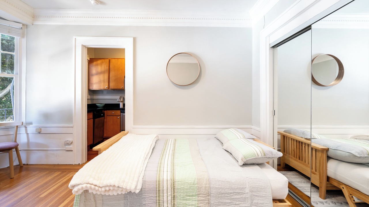 Photo of Bedroom in Nob Hill