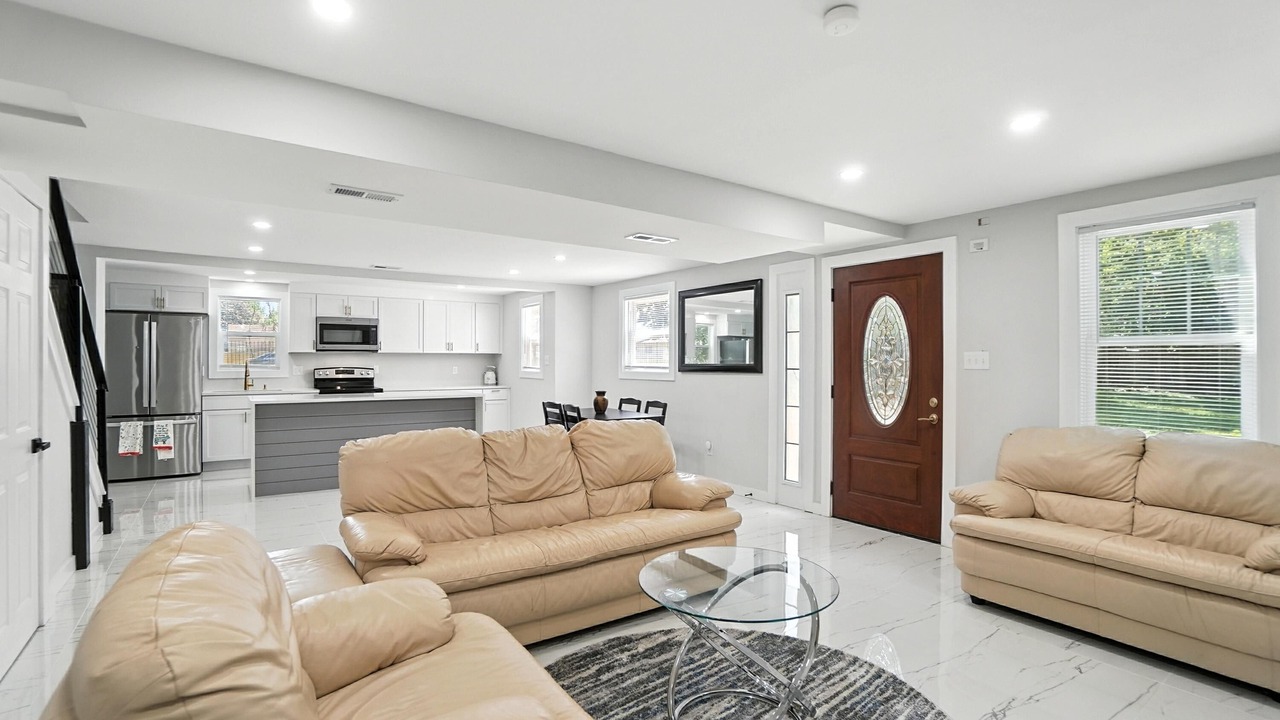 Photo of Livingroom in Northeast Columbus
