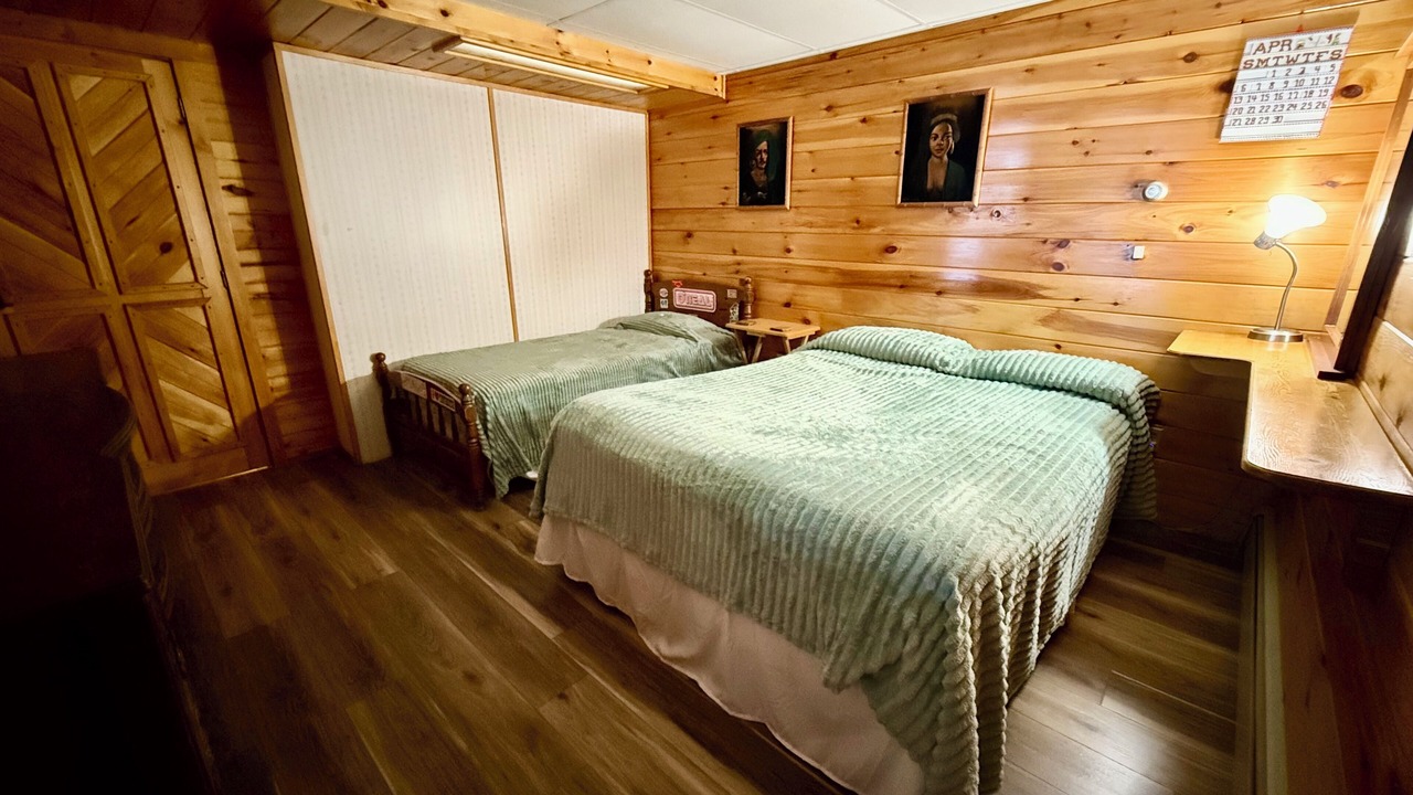 Photo of Bedroom in Farmington Falls