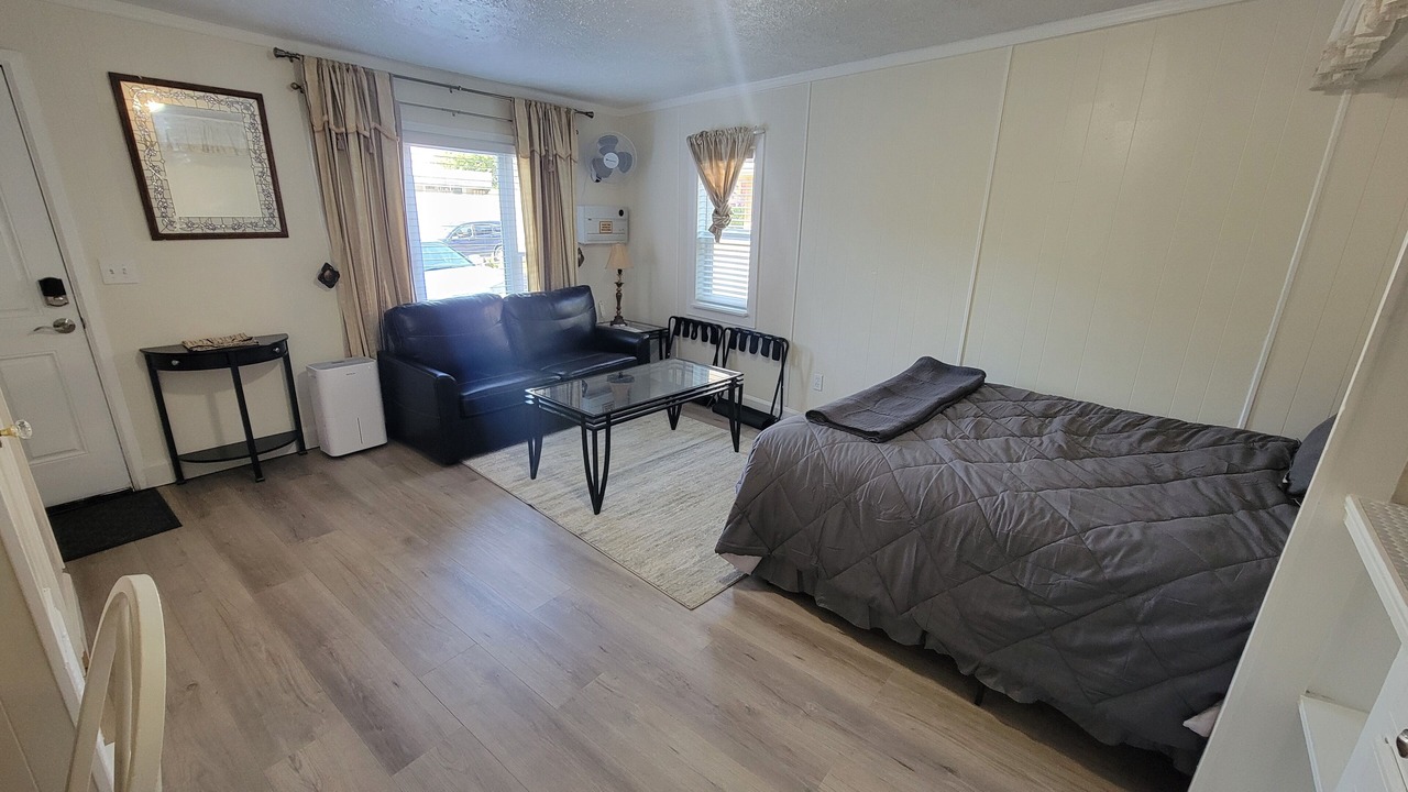 Photo of Bedroom in Downtown Juneau