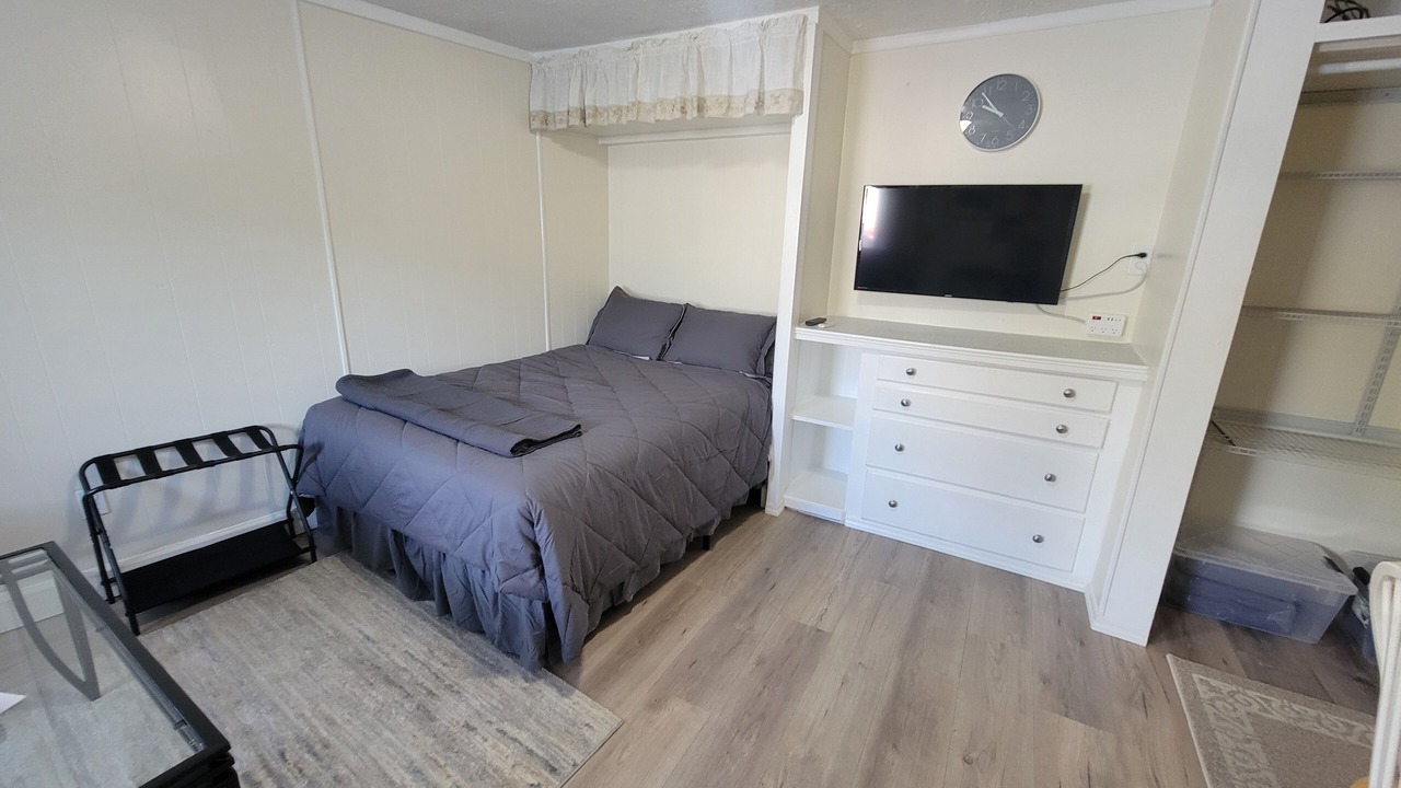 Photo of Bedroom in Downtown Juneau