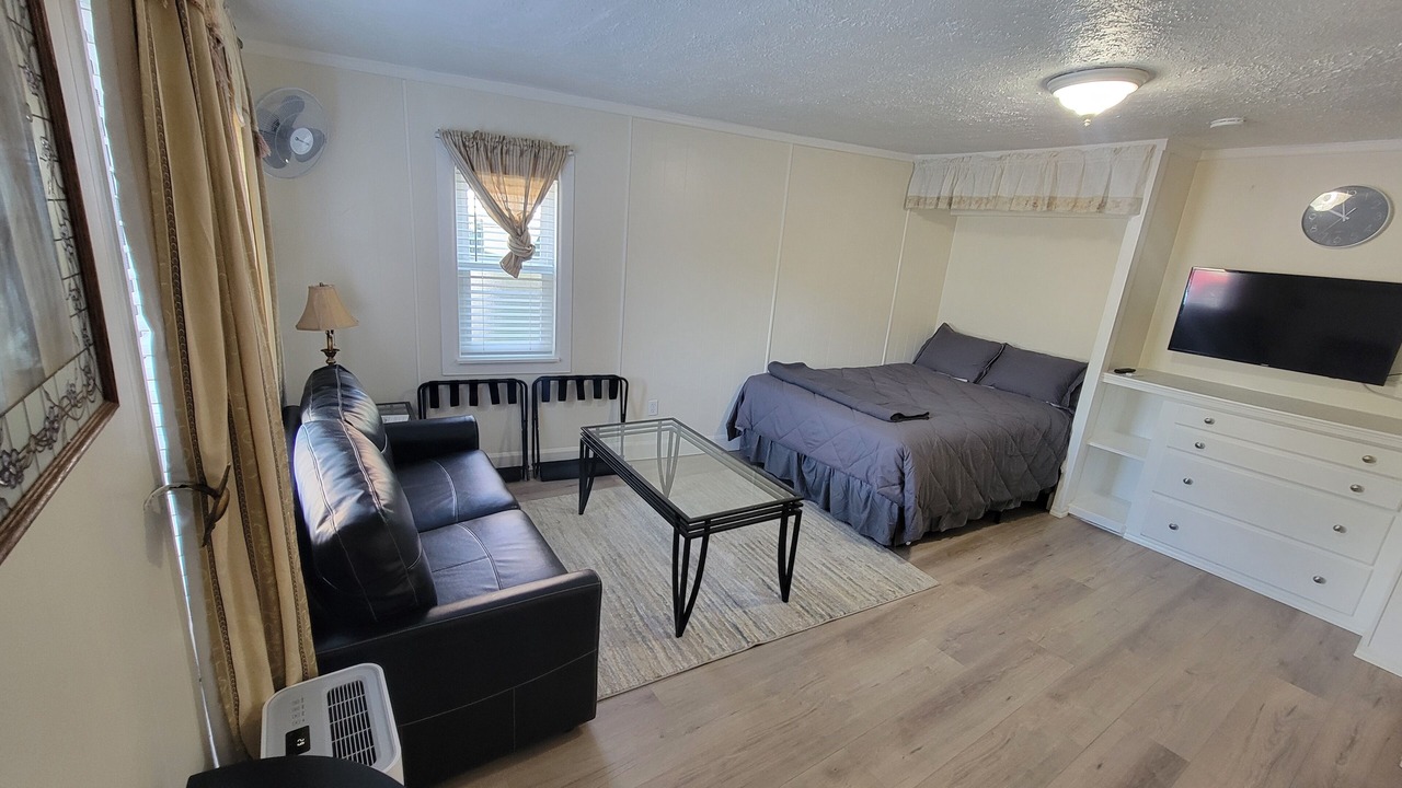 Photo of Bedroom in Downtown Juneau