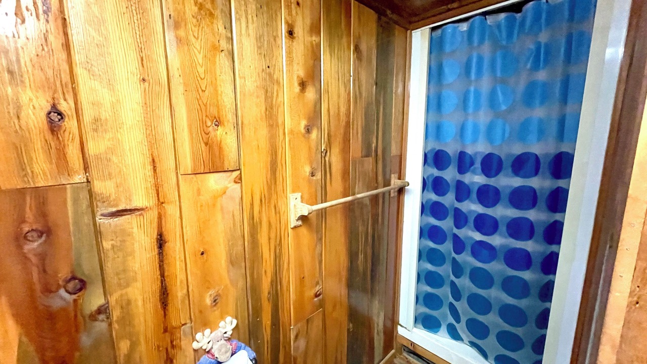 Photo of Bathroom in Deltana