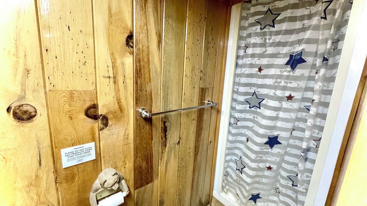Photo of Bathroom in Deltana