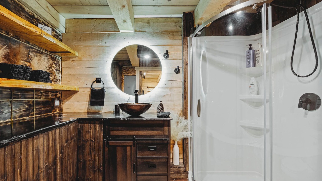 Photo of Bathroom in Badger