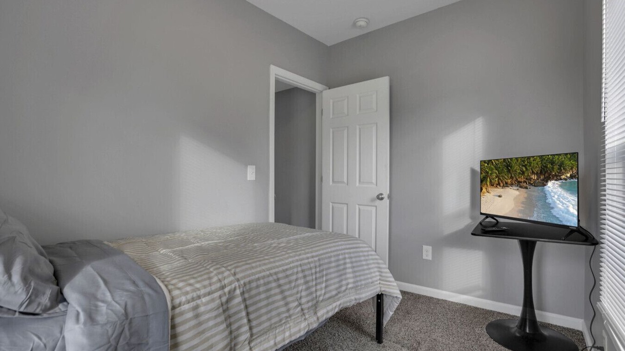 Photo of Bedroom in Weinland Park