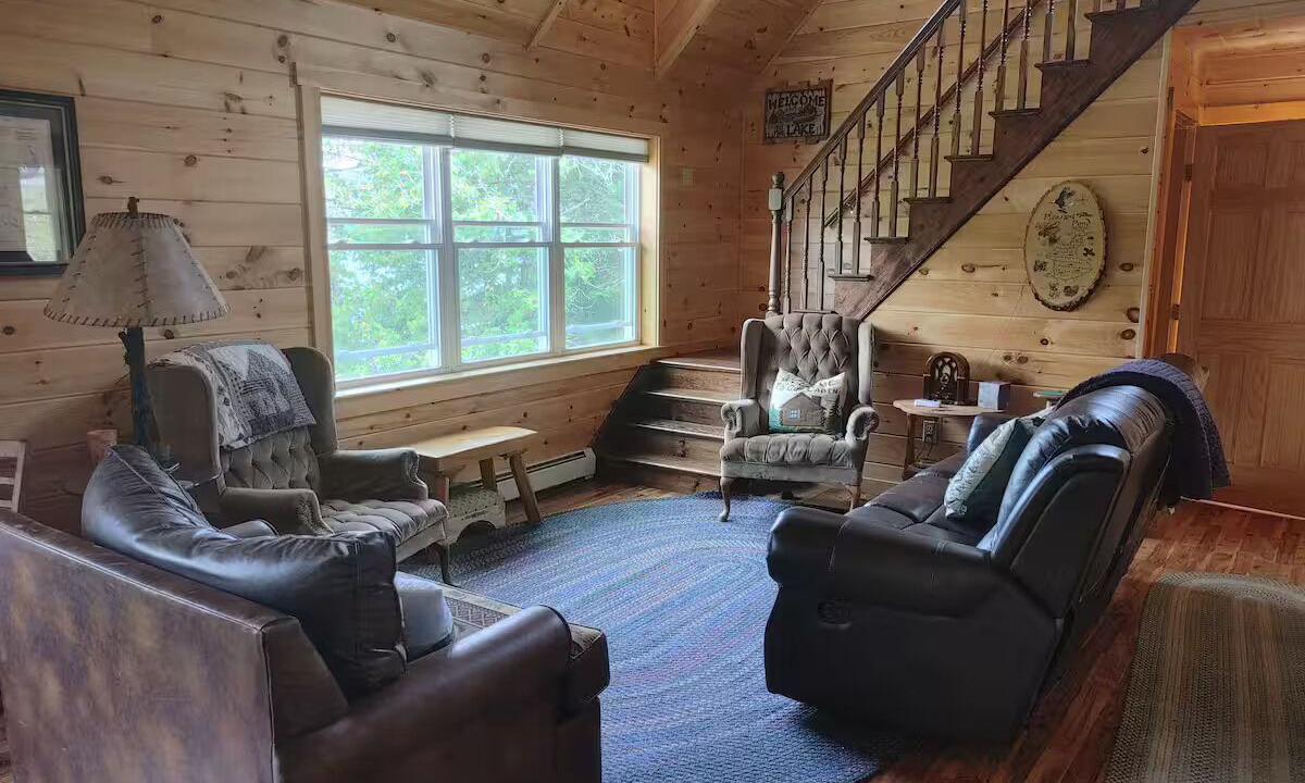 Photo of Livingroom in Caratunk