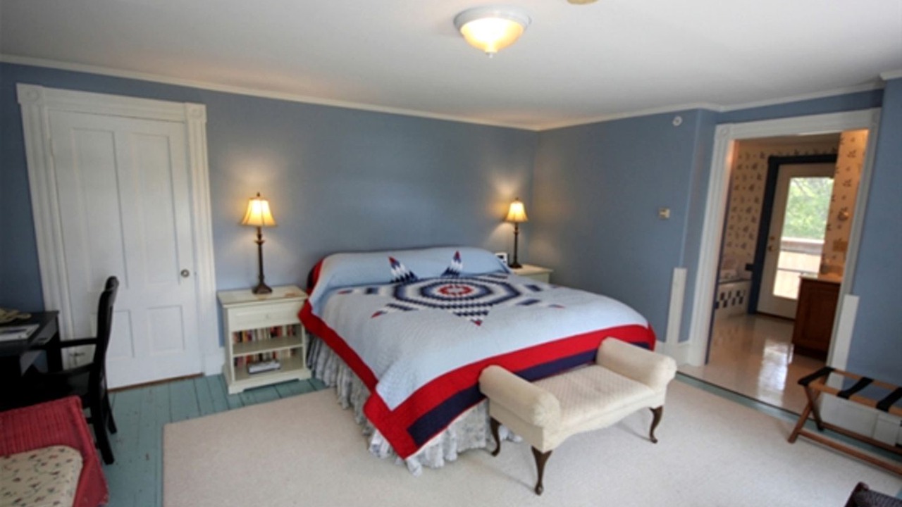 Photo of Bedroom in Hallowell