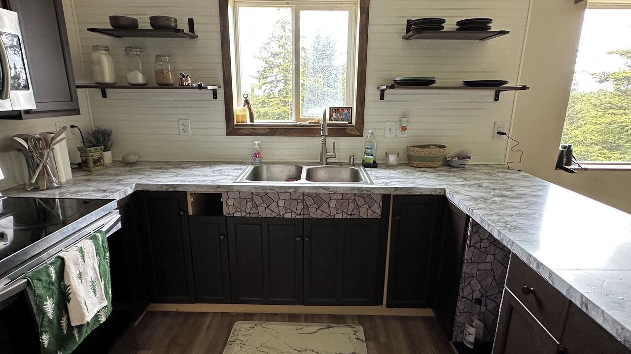 Photo of Kitchen in Ninilchik