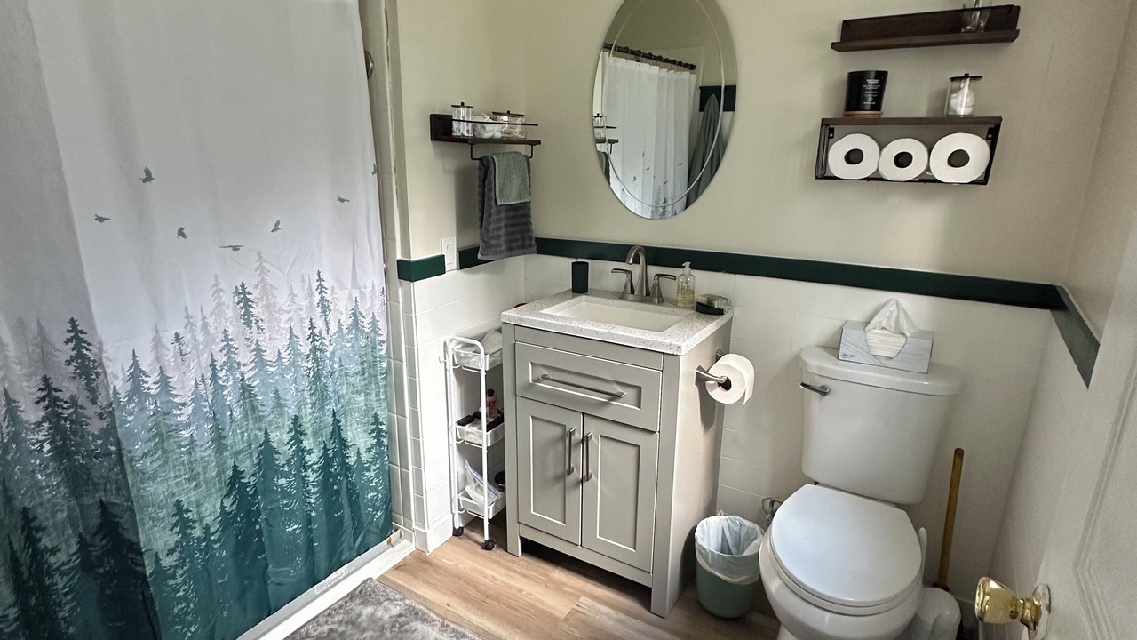 Photo of Bathroom in Ninilchik