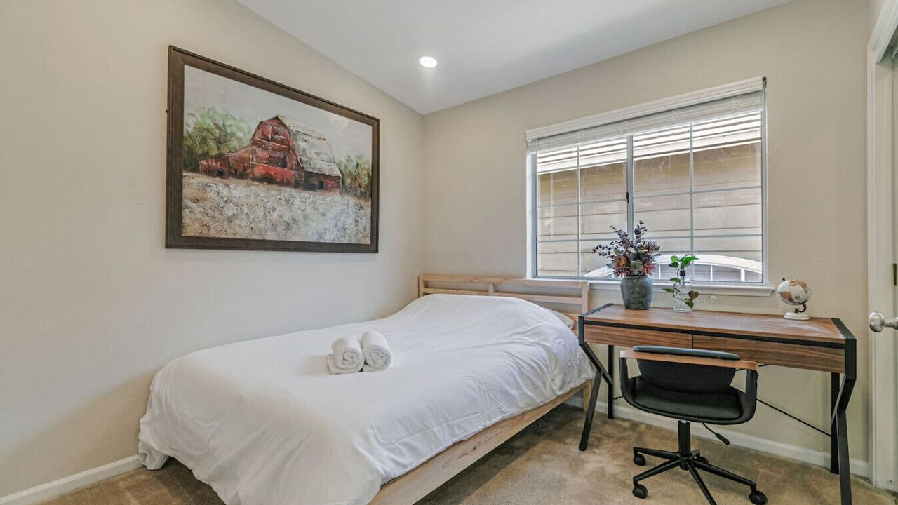 Photo of Bedroom in Ardenwood