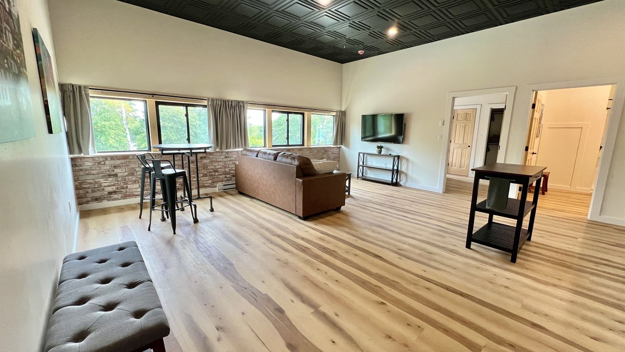 Photo of Livingroom in Pittsfield
