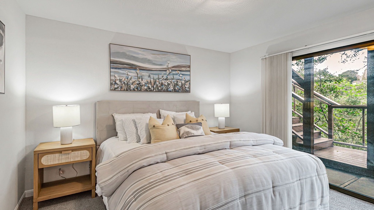 Photo of Bedroom in Burlingame