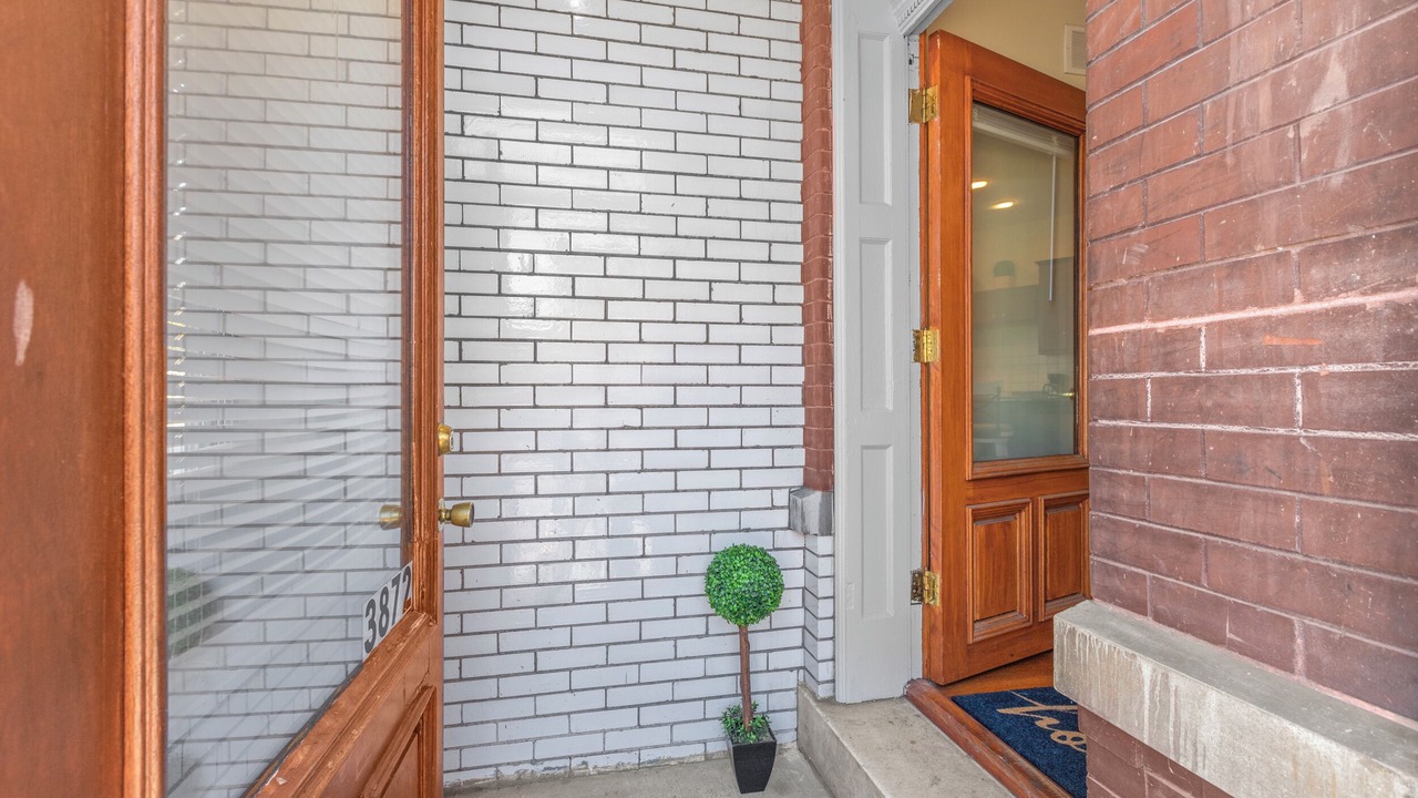 Photo of Outdoor in Shaw