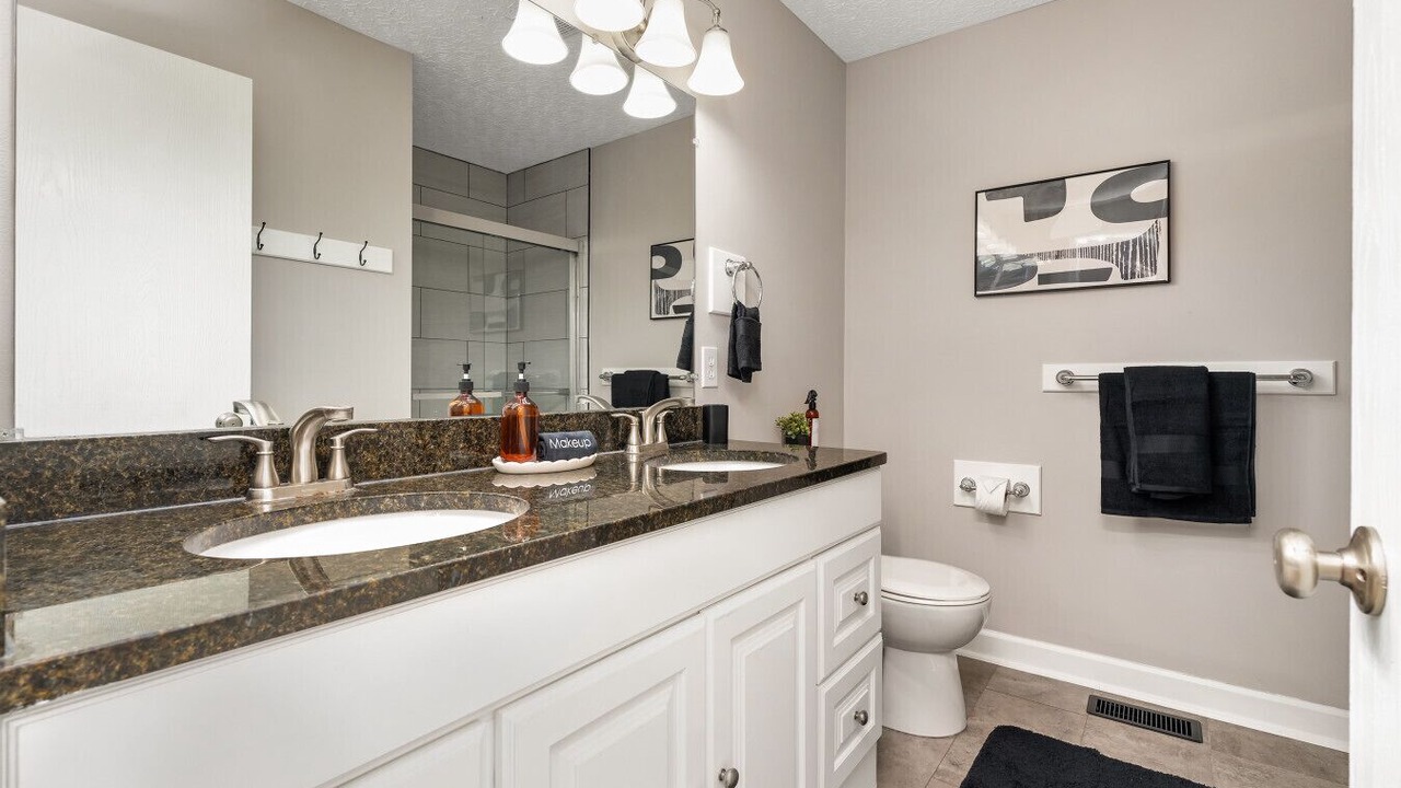 Photo of Bathroom in Polaris