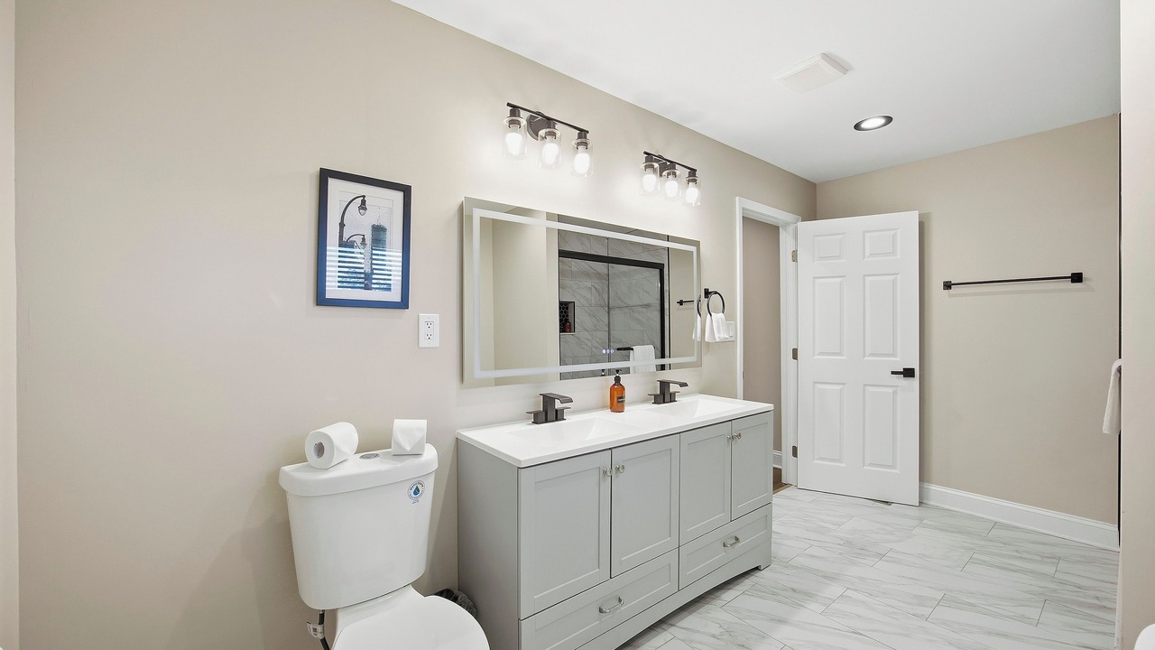 Photo of Bathroom in East Point