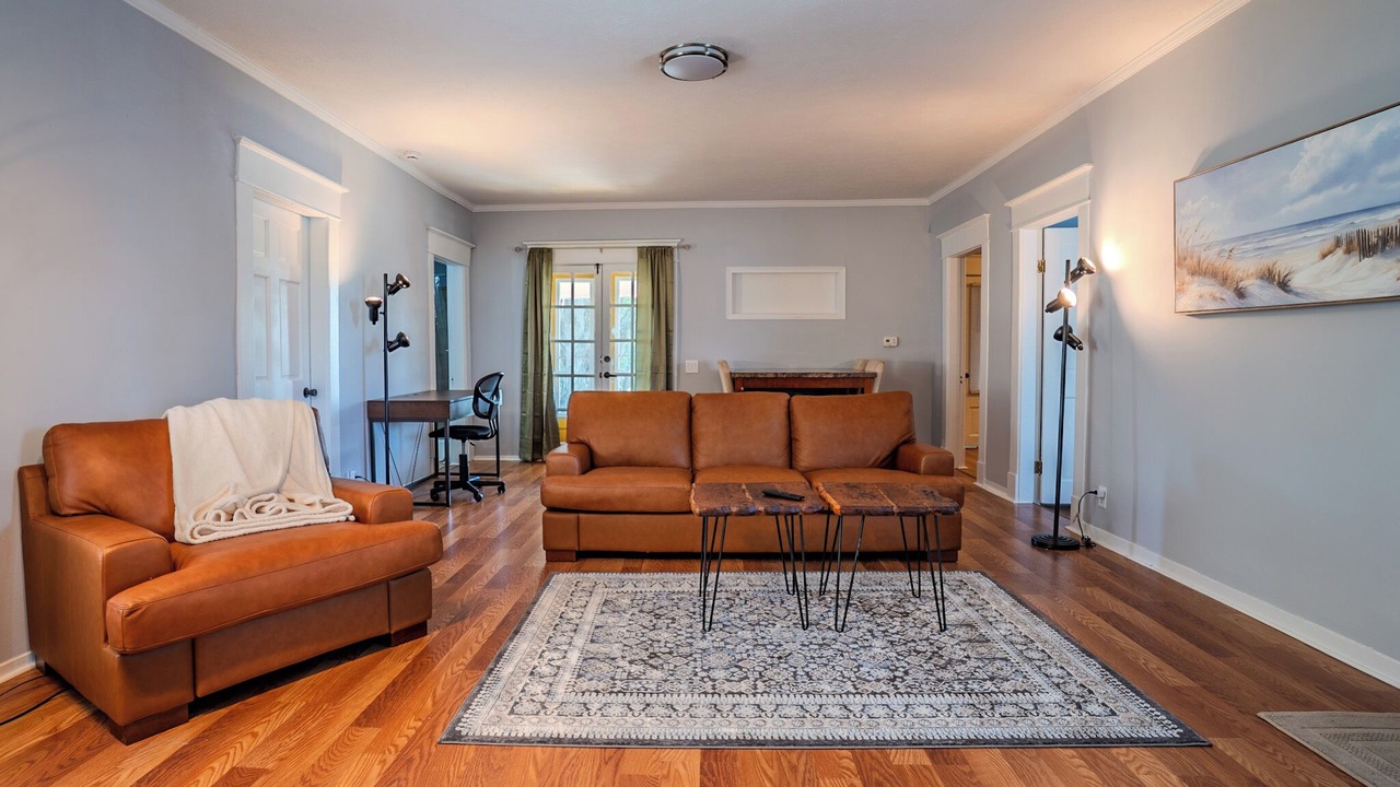 Photo of Livingroom in Lewis Center