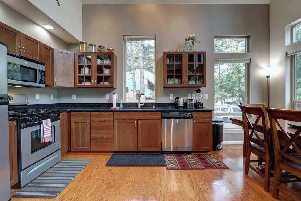 Photo of Kitchen in Girdwood