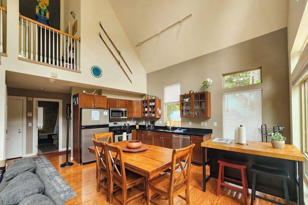 Photo of Kitchen in Girdwood