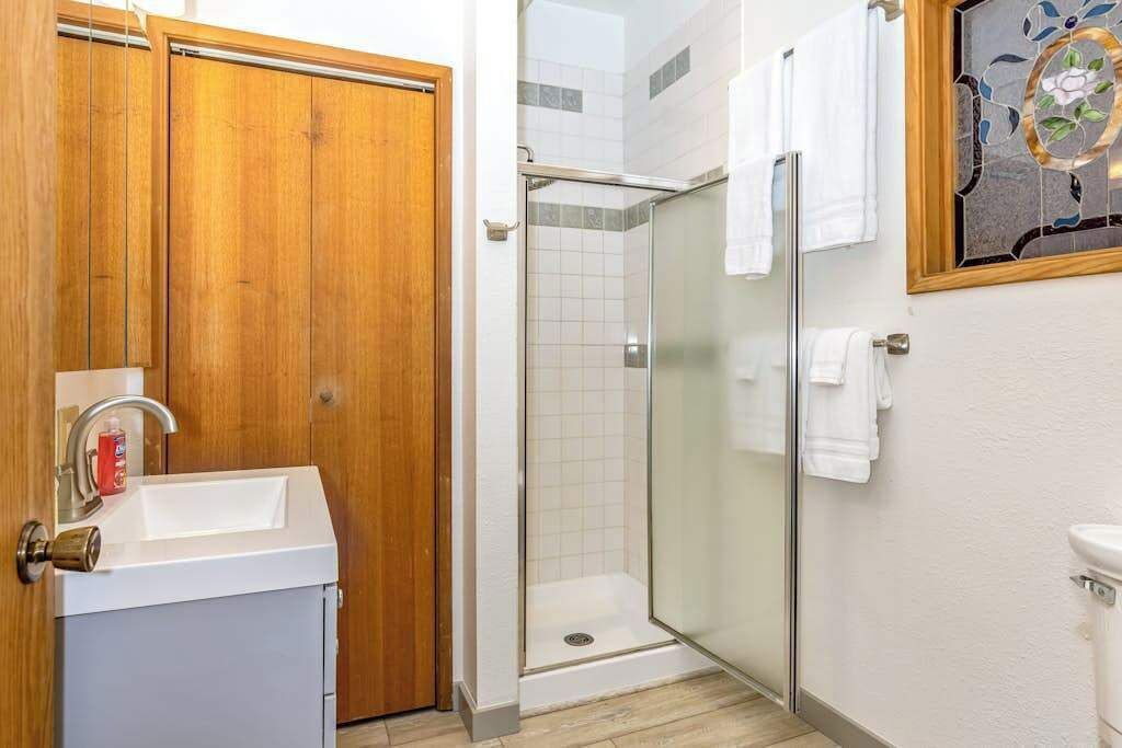 Photo of Bathroom in Girdwood