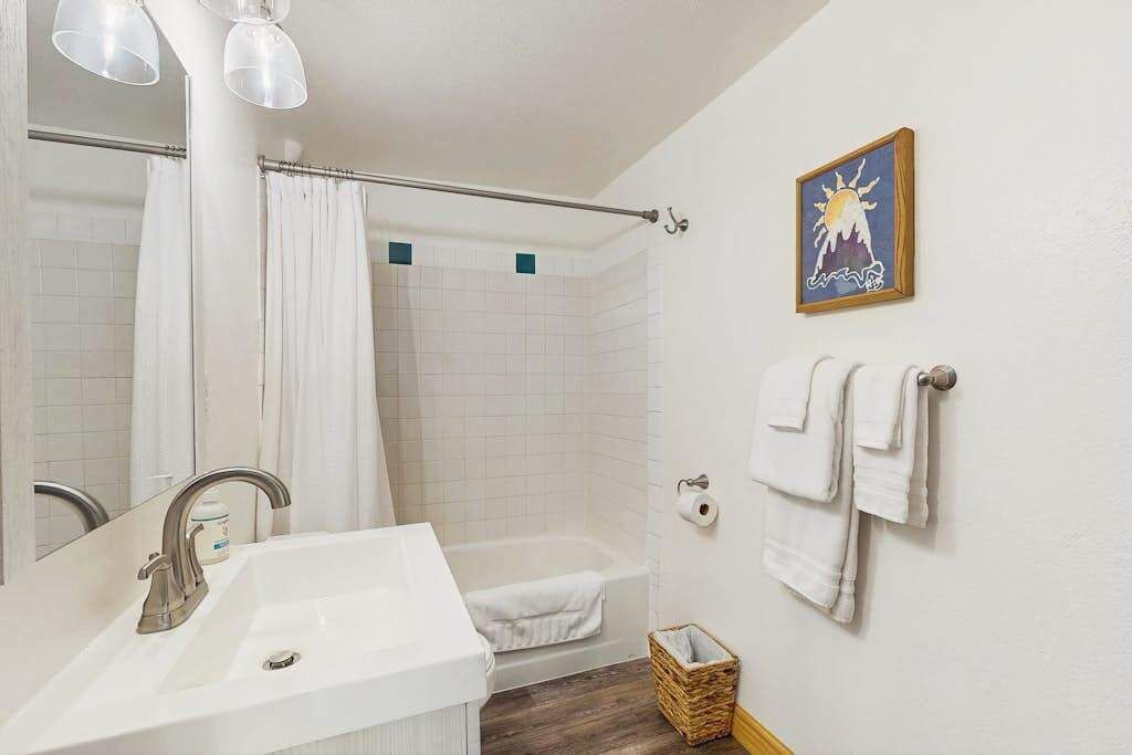 Photo of Bathroom in Girdwood