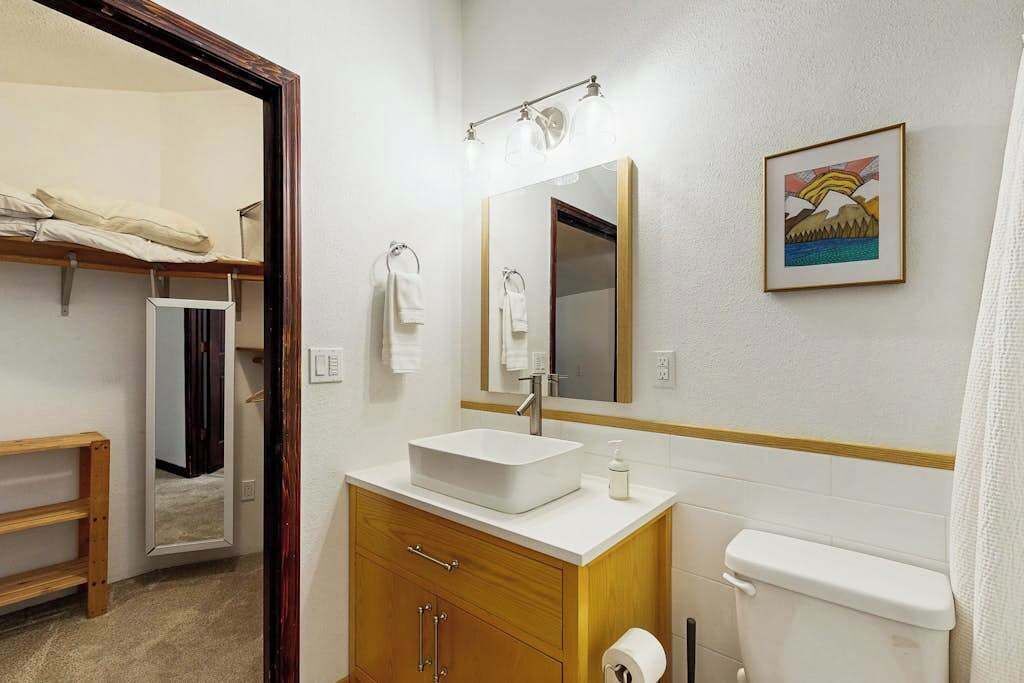 Photo of Bathroom in Girdwood