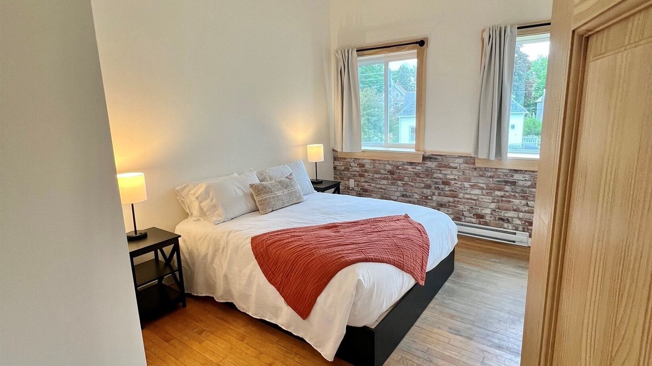 Photo of Bedroom in Pittsfield