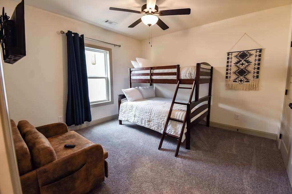 Photo of Bedroom in Ellijay