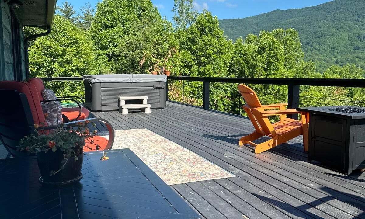 Photo of Patio Balcony in Spruce Pine