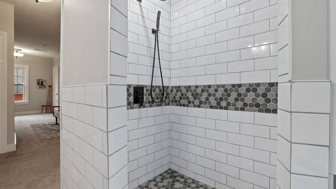 Photo of Bathroom in Heath