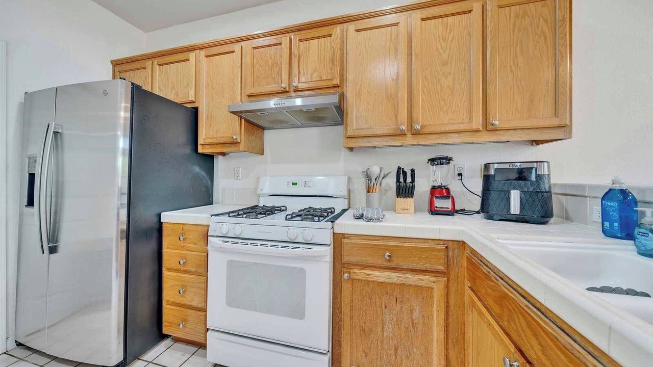 Photo of Kitchen in West Alameda