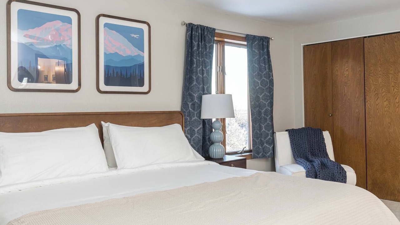 Photo of Bedroom in College