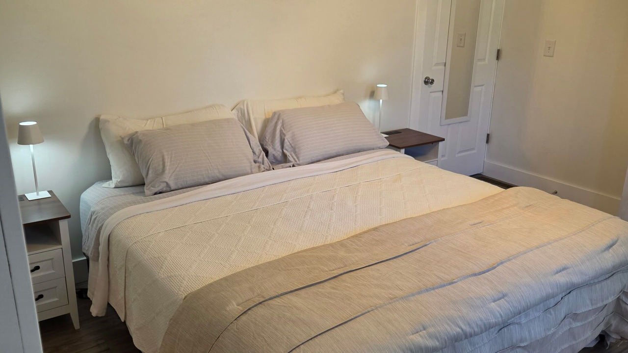 Photo of Bedroom in Mount Vernon