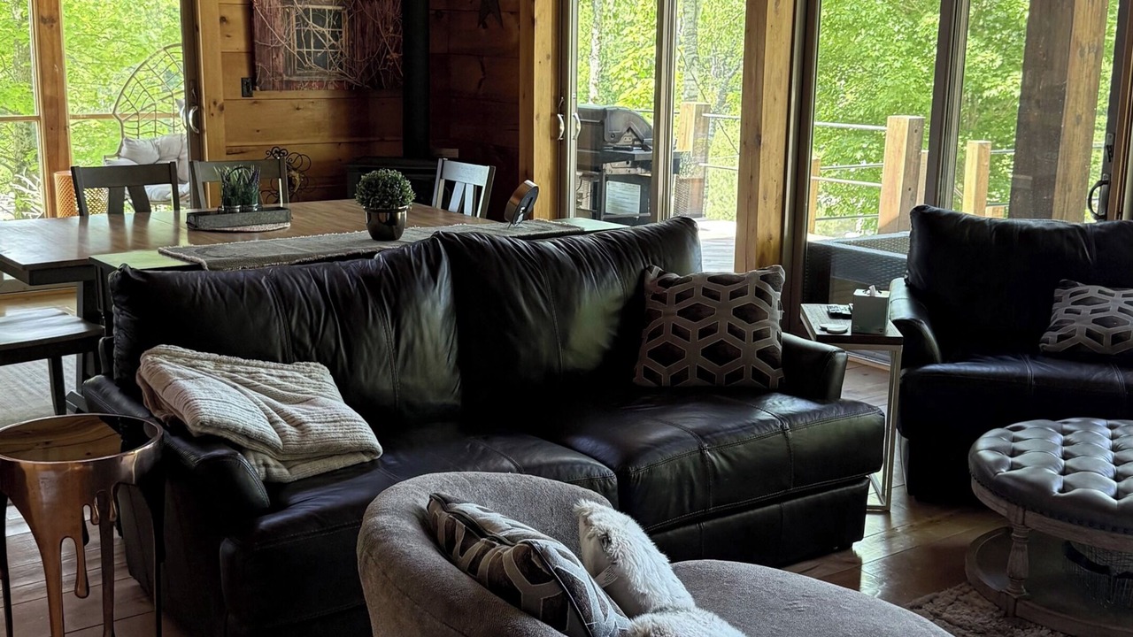 Photo of Livingroom in The Forks