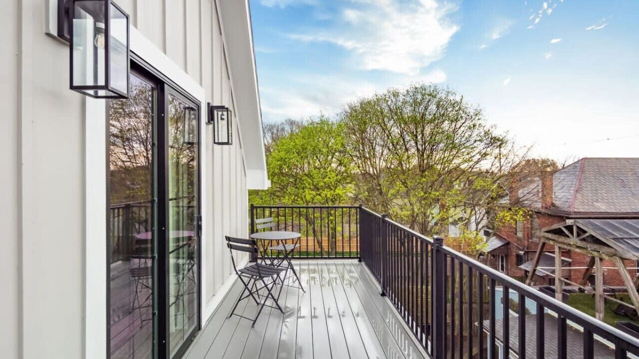 Photo of Patio Balcony in Merion Village