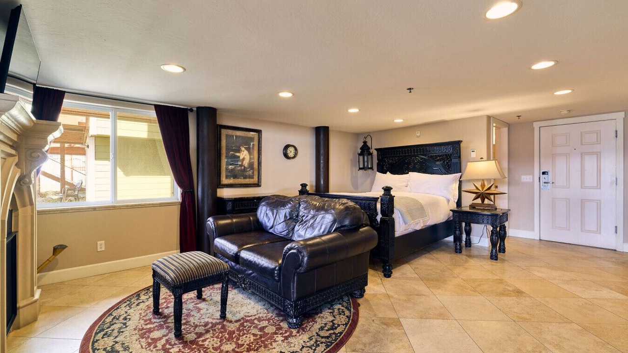 Photo of Bedroom in Homer