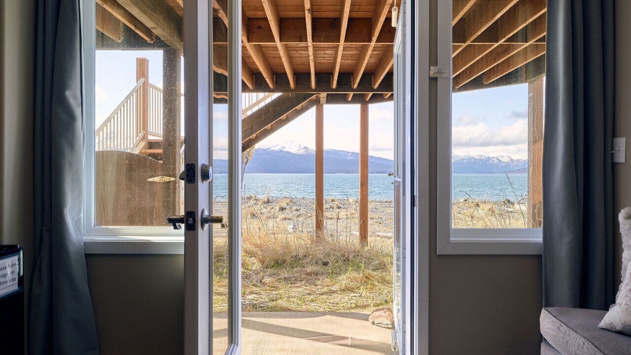 Photo of Livingroom in Homer