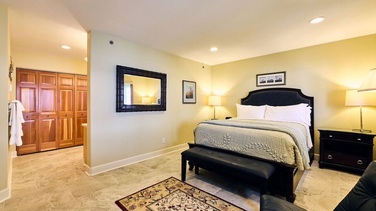 Photo of Bedroom in Homer