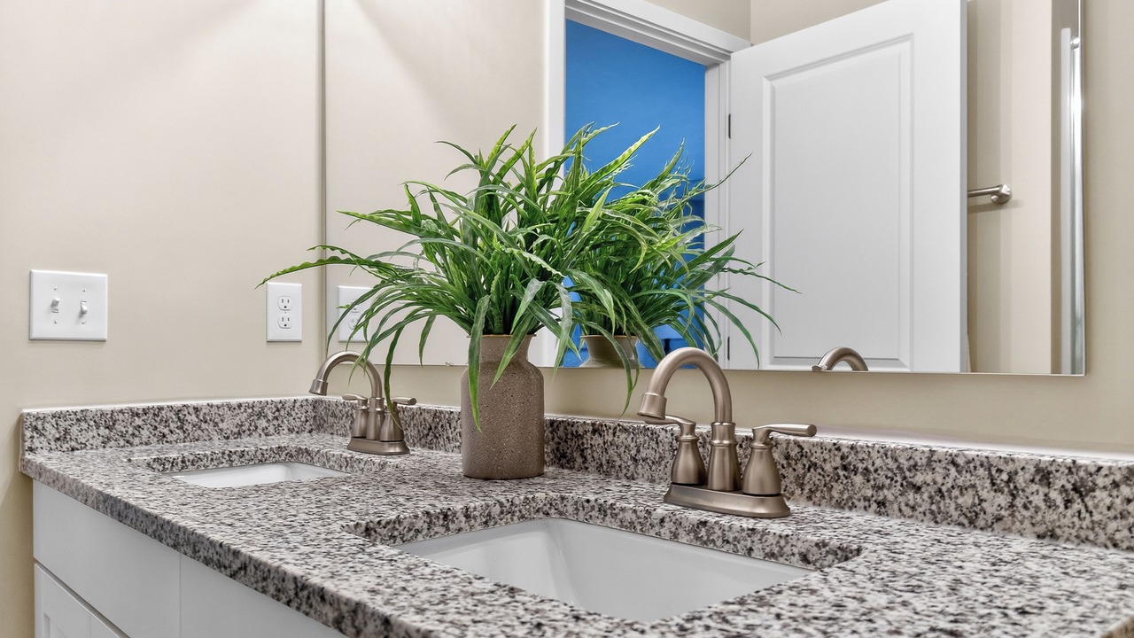 Photo of Bathroom in Lincoln Village