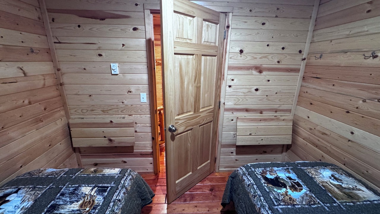 Photo of Bedroom in Thorne Bay