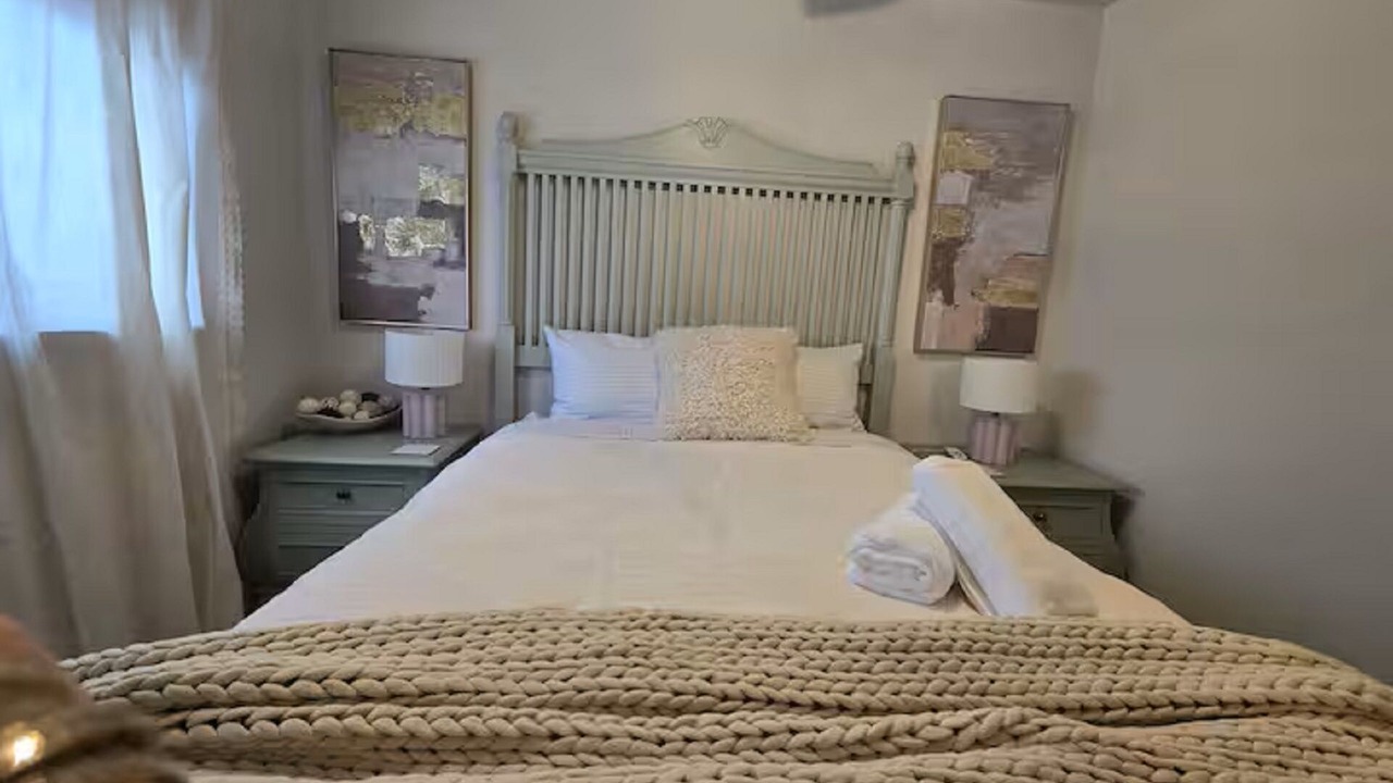 Photo of Bedroom in Scenic Foothills