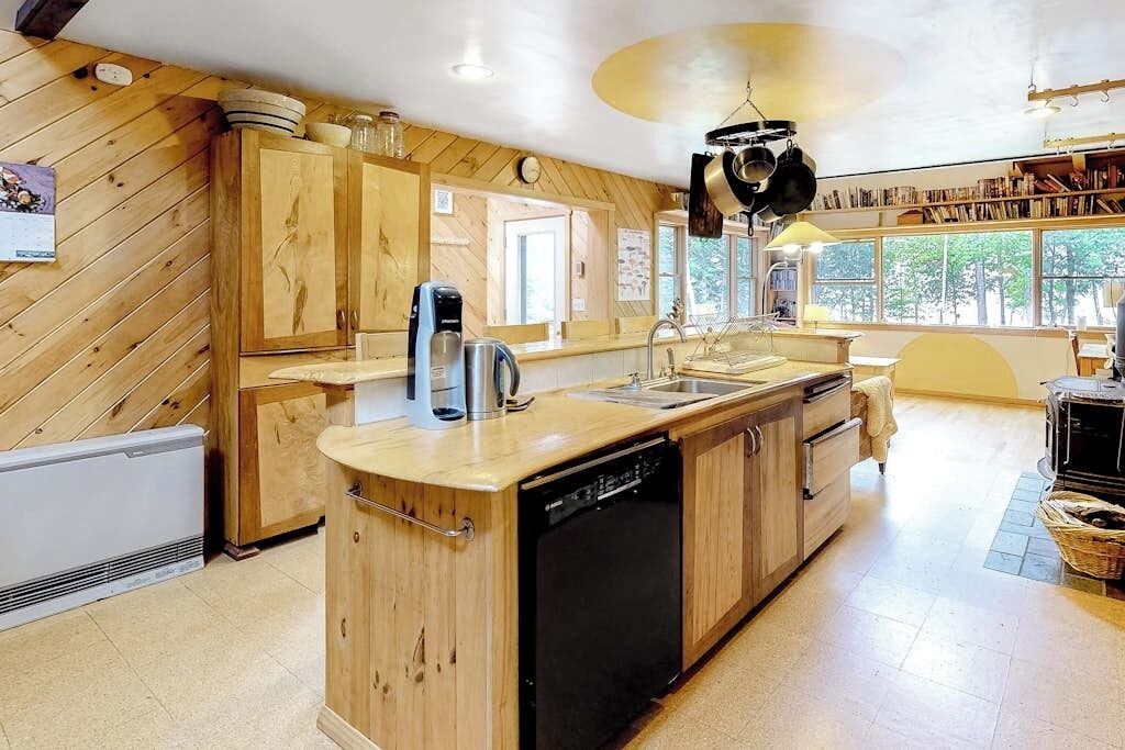 Photo of Kitchen in Northeast Somerset