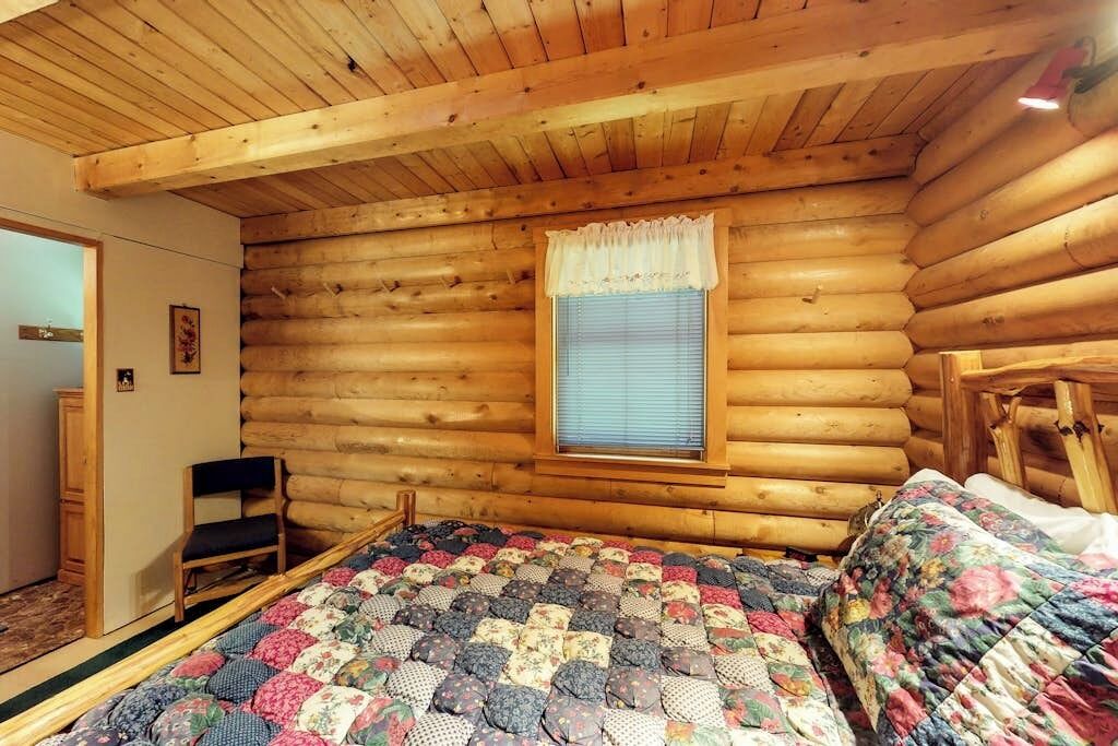 Photo of Bedroom in Rockwood