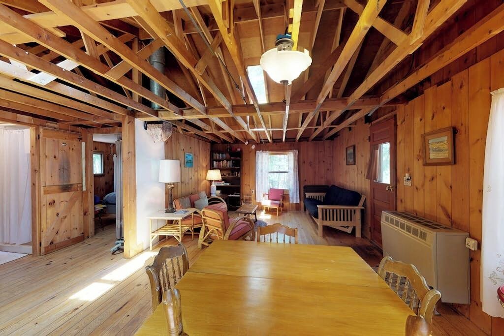 Photo of Livingroom in Northeast Somerset