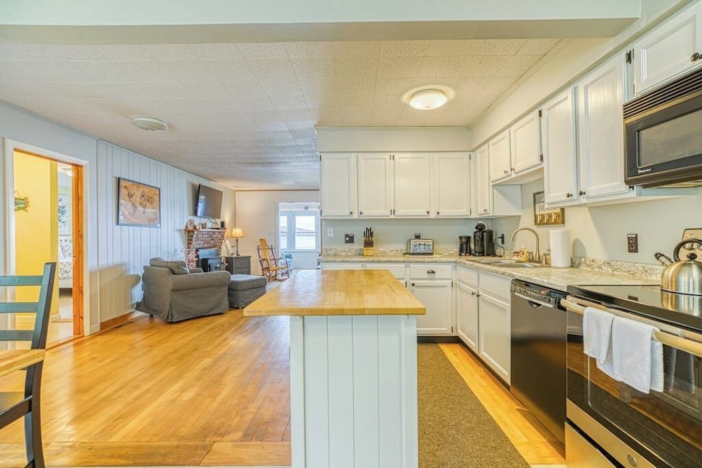 Photo of Kitchen in Greenville Junction