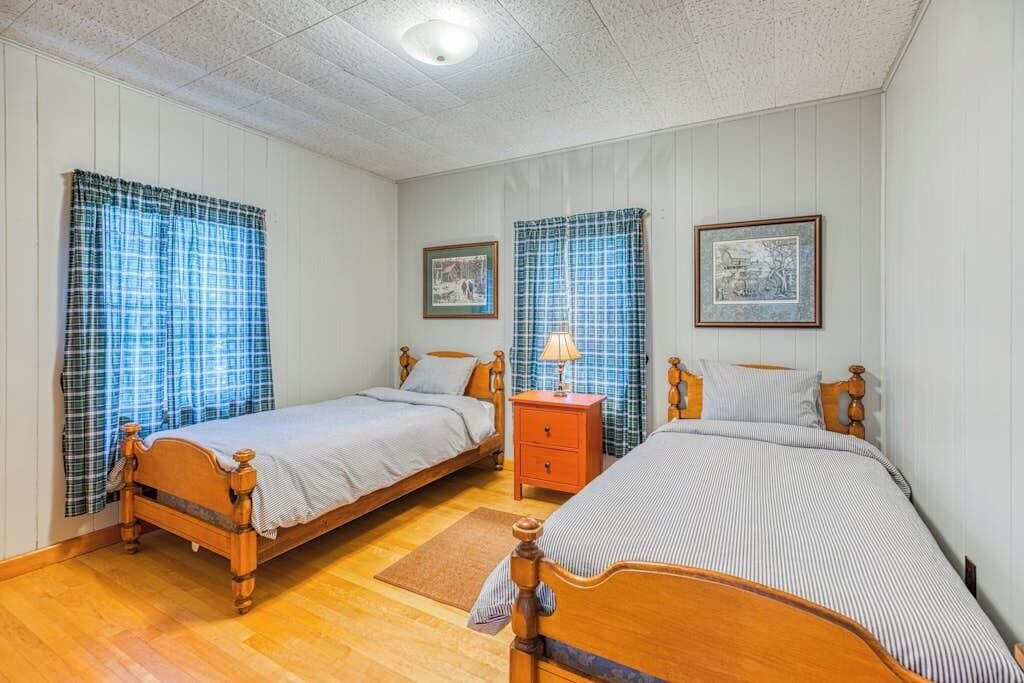Photo of Bedroom in Greenville Junction