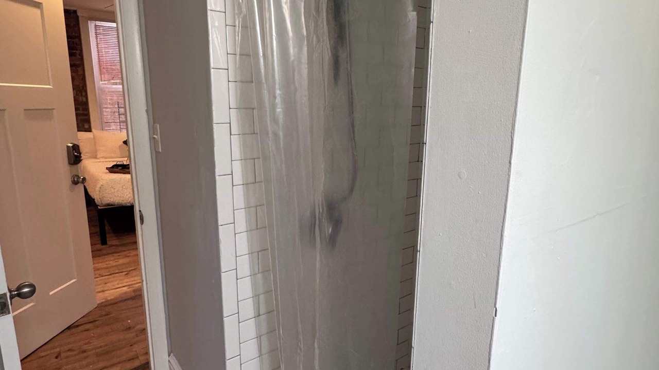 Photo of Bathroom in Short North