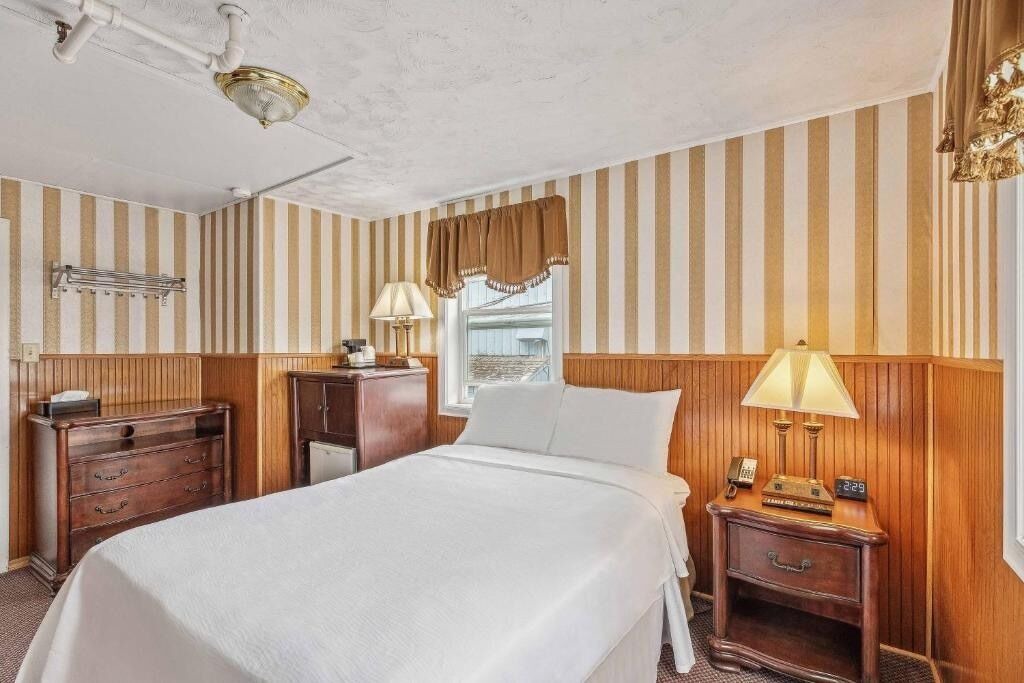 Photo of Bedroom in Seward